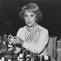 Эсте Лаудер